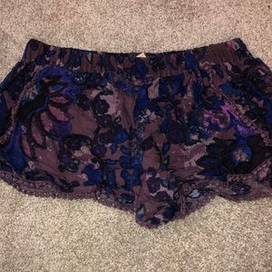 Women shorts